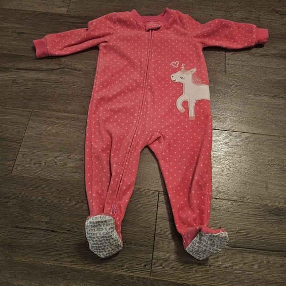 3 Pack! Three Fleece Sleepers, Carters, Baby Girl, 12 Months. - Picture 3 of 12